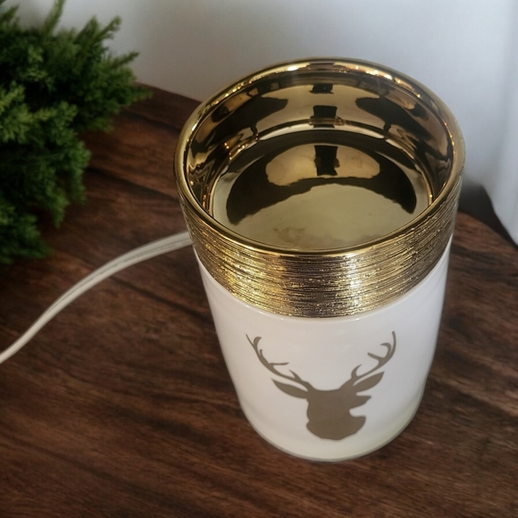 Candle & Wax Melting Warmers Electric BUYERS CHOICE! Your Choice on 1 Wa… - Picture 6 of 8